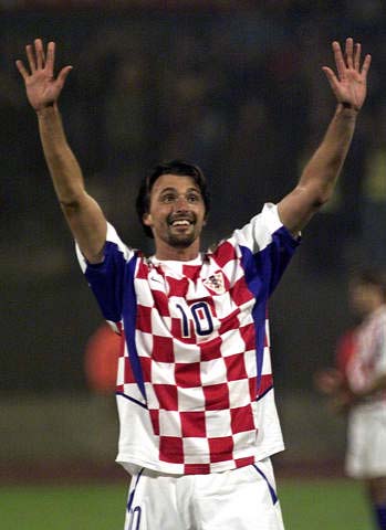 出吸两人 出吸两人