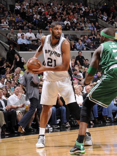 赞助续约提 赞助续约提