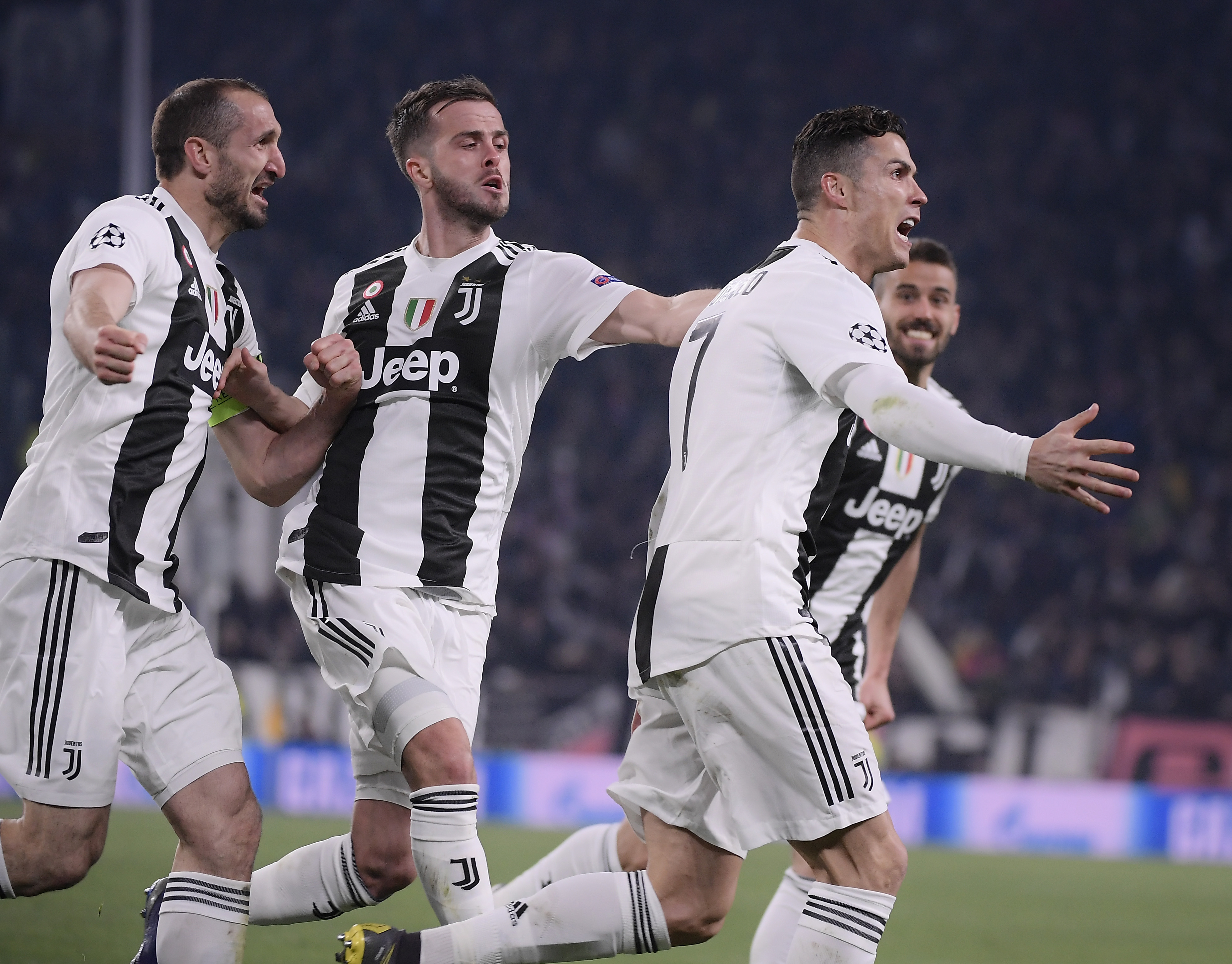 并结合对手 并结合对手