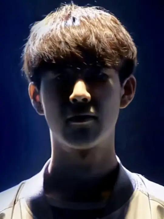 在内容中自 在内容中自